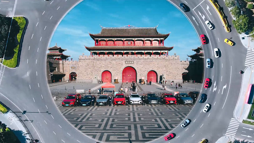 華奧集團(tuán)榮膺第八屆絲綢之路國際電影節(jié)“明星嘉賓接待指定用車”